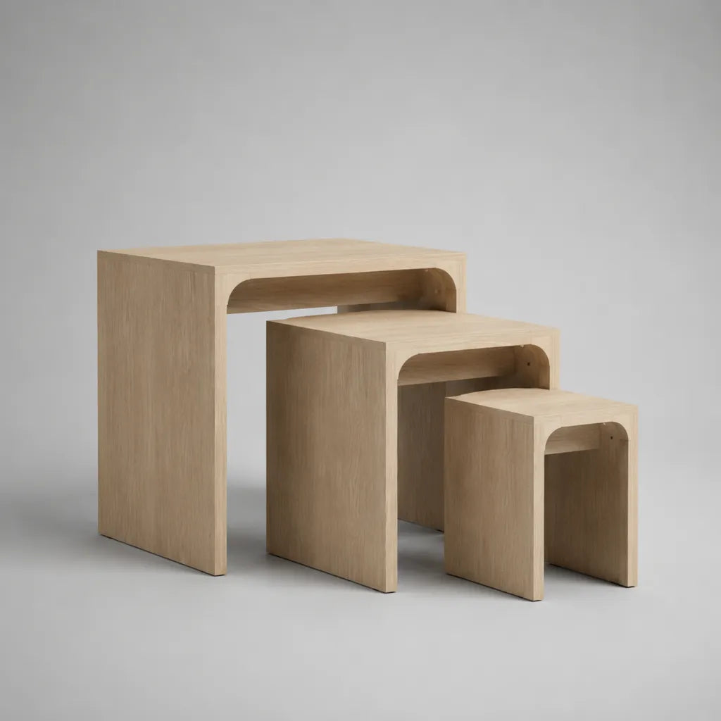 3-teiliges Couchtisch-Set aus Mehrschichtplatte mit Eichenfurnier, Eiche Natur, 60 × 35 × 65 cm, 48 × 32 × 48 cm und 34 × 29 × 34 cm
