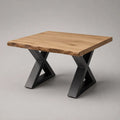 Rechteckiger Couchtisch aus massivem Akazienholz mit Baumkante und schwarzem Stahlgestell, 100 × 60 × 45 cm